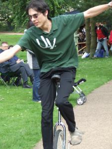 Tom Crawshaw from Underground Venues takes to his unicycle for Fringe Sunday. Fringe 2007. Photo: Naomi Guest